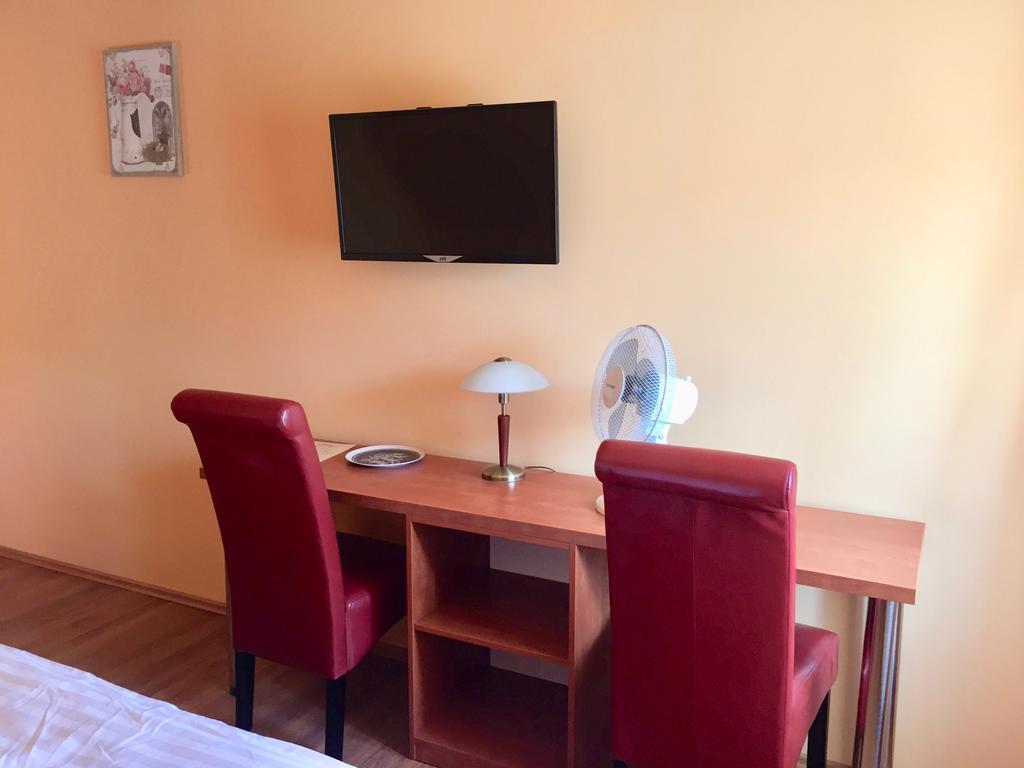 Penzion U Golema Blansko Bagian luar foto